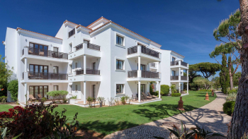 Praia Da Falésia, Pinhal do Concelho, Albufeira, Faro 8200-593, 2 Bedrooms Bedrooms, ,2 BathroomsBathrooms,Serviced Suites,For Sale,Praia Da Falésia, Pinhal do Concelho,1206